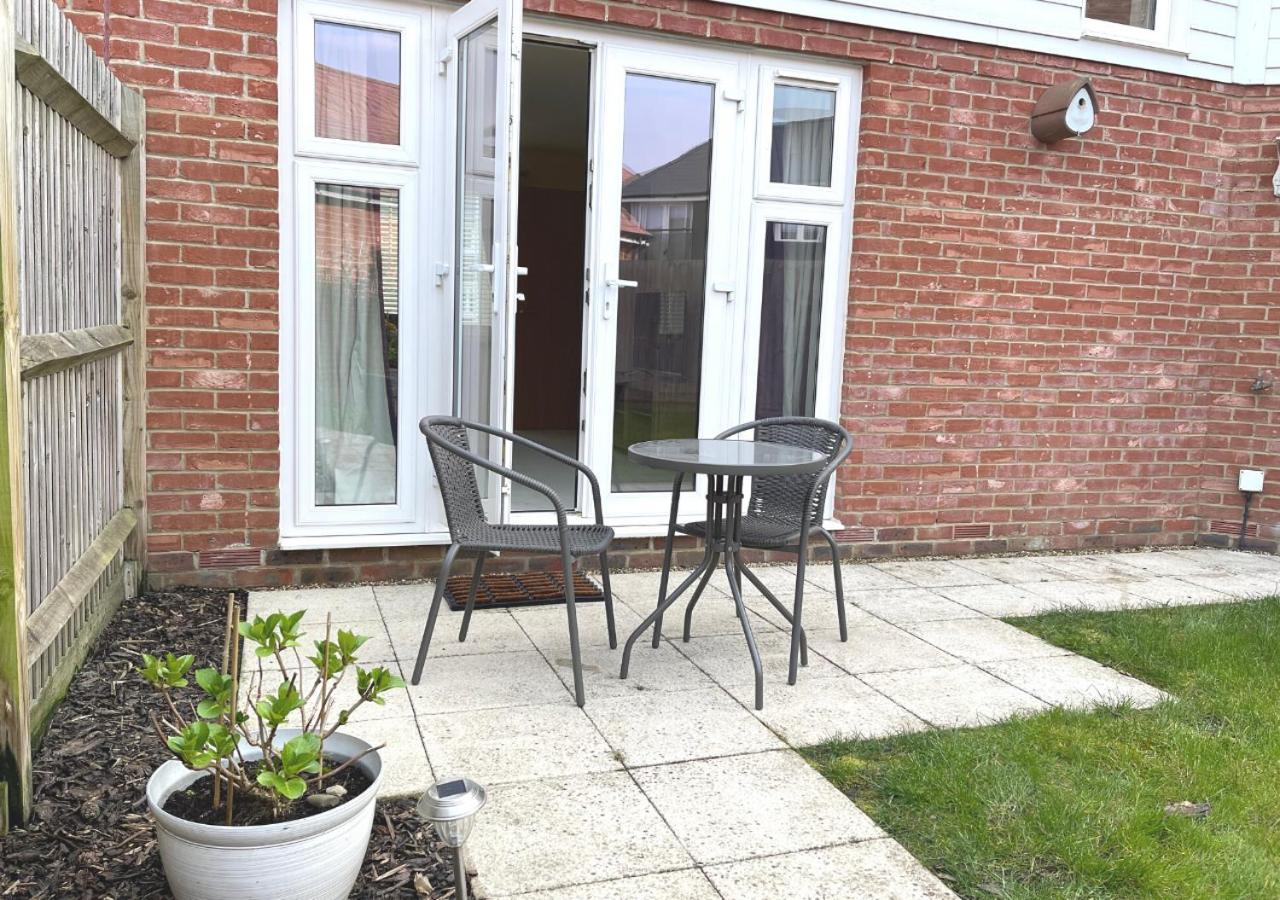 Ashford Holiday Home Sleeps 6 Free Parking Wifi Willesborough Eksteriør bilde