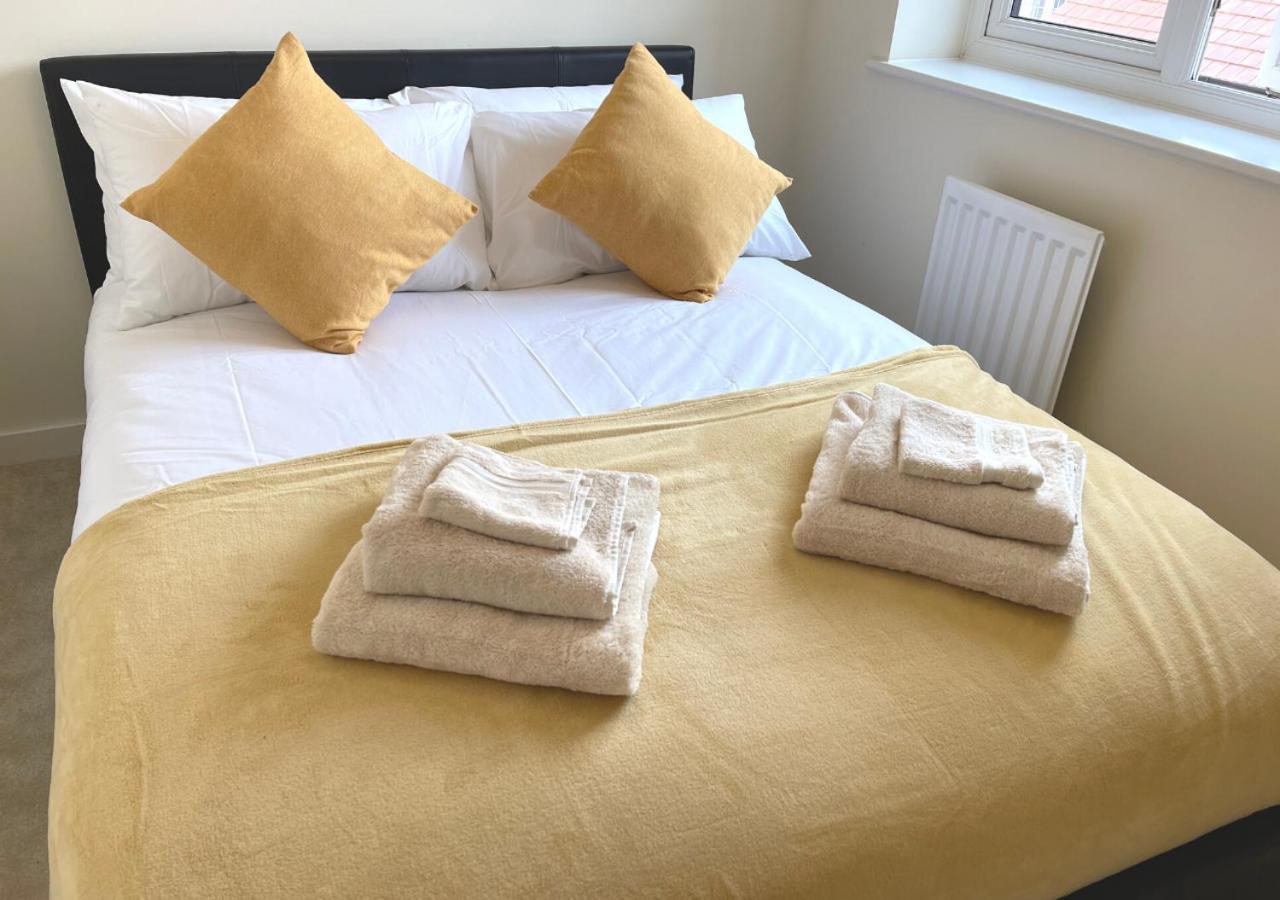 Ashford Holiday Home Sleeps 6 Free Parking Wifi Willesborough Eksteriør bilde