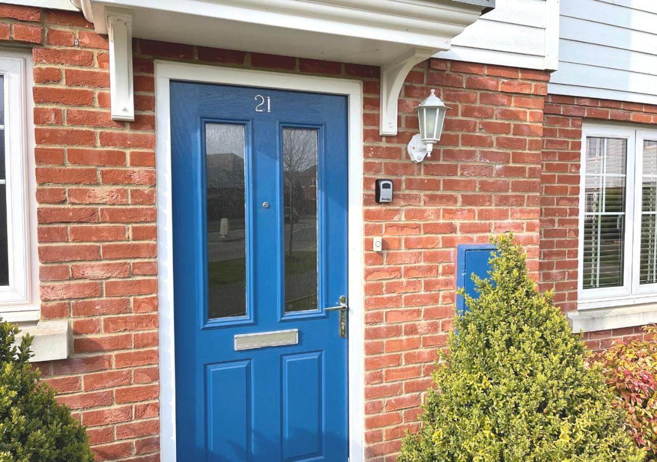 Ashford Holiday Home Sleeps 6 Free Parking Wifi Willesborough Eksteriør bilde